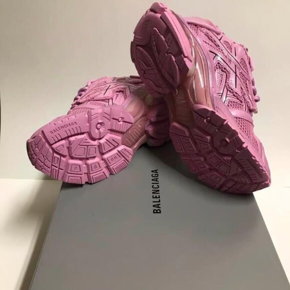 Balenciaga Runner - Picture 5 of 8